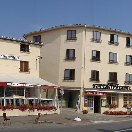 Hotel De La Mere Michelet Confolens Zewnętrze zdjęcie